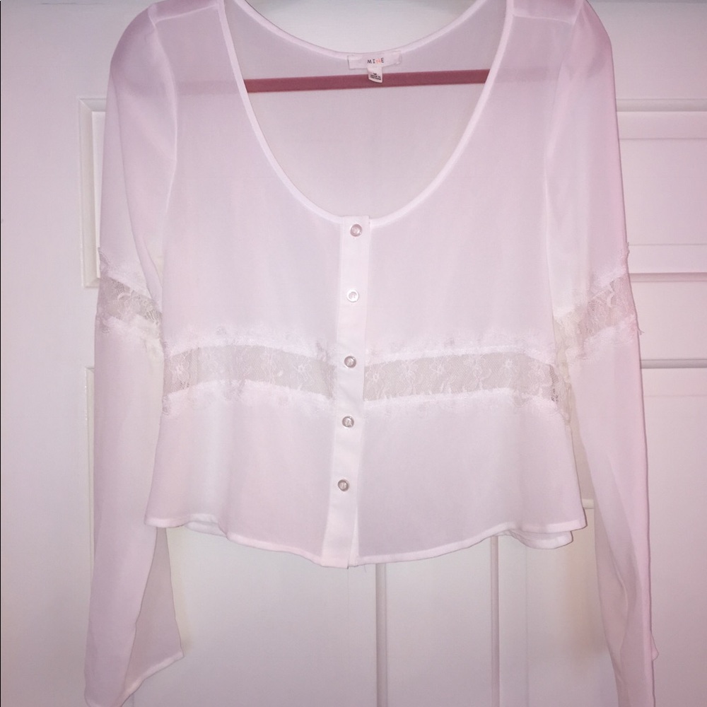 Lace button flowy top